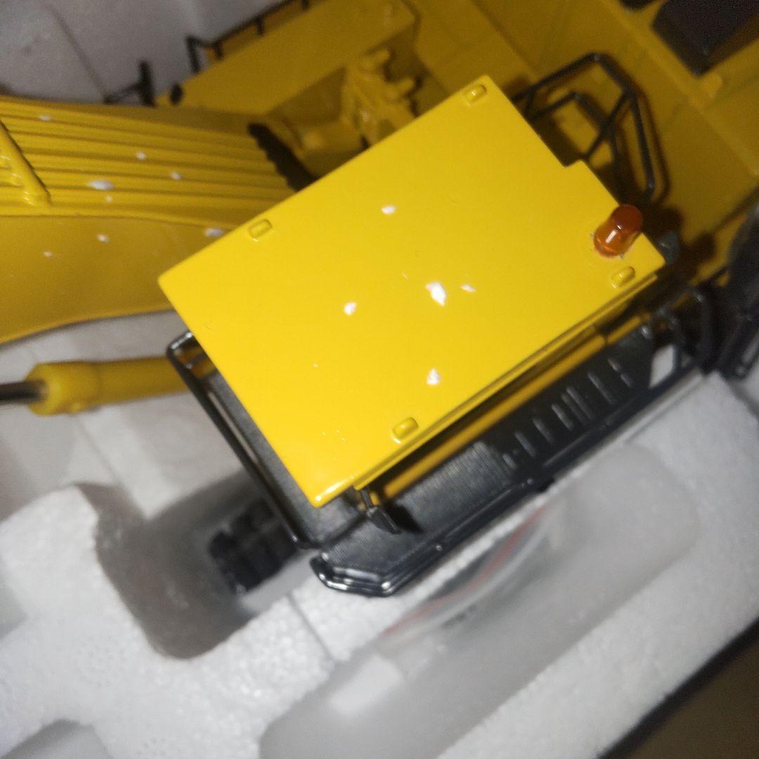コマツ建機　PC2000-8 BACKHOE 　1/50 ケンクラフト製