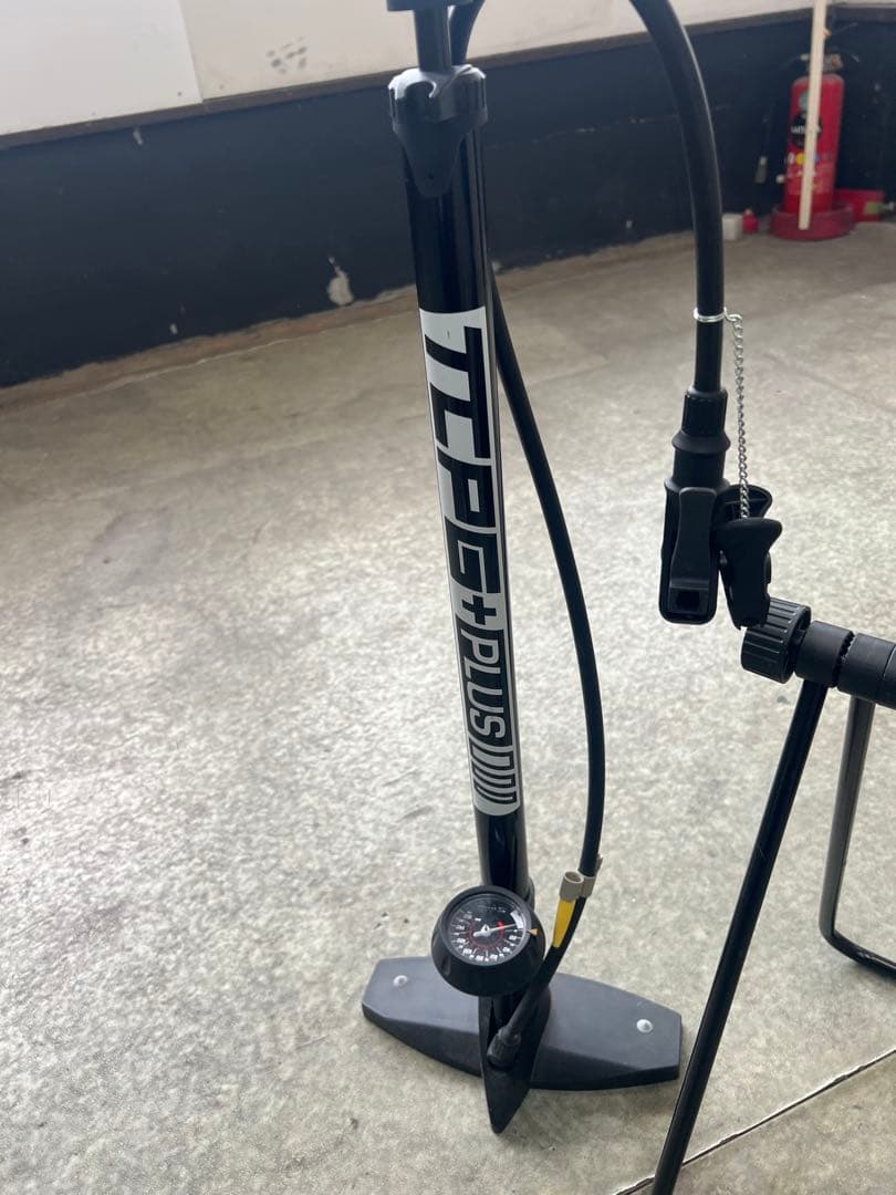 Giant Contend 1 ロードバイク グレー/オレンジ