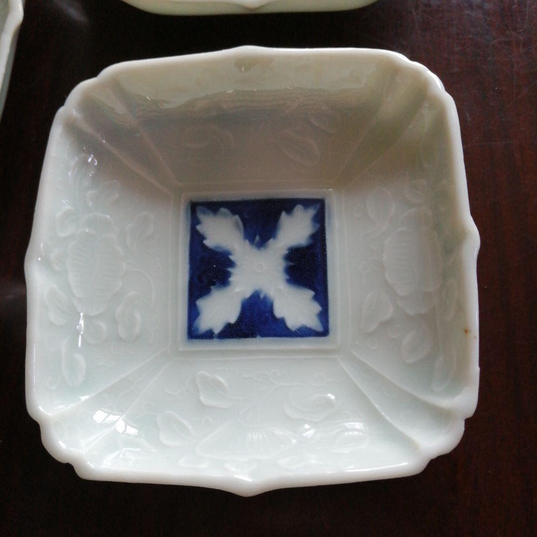 古伊万里　青白磁浮彫豆皿　22枚　8.5cm　江戸後期〜明治期