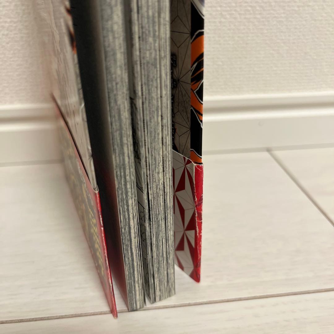 【初版】鬼滅の刃 1巻　帯付き　吾峠呼世晴　ジャンプ　コミックス