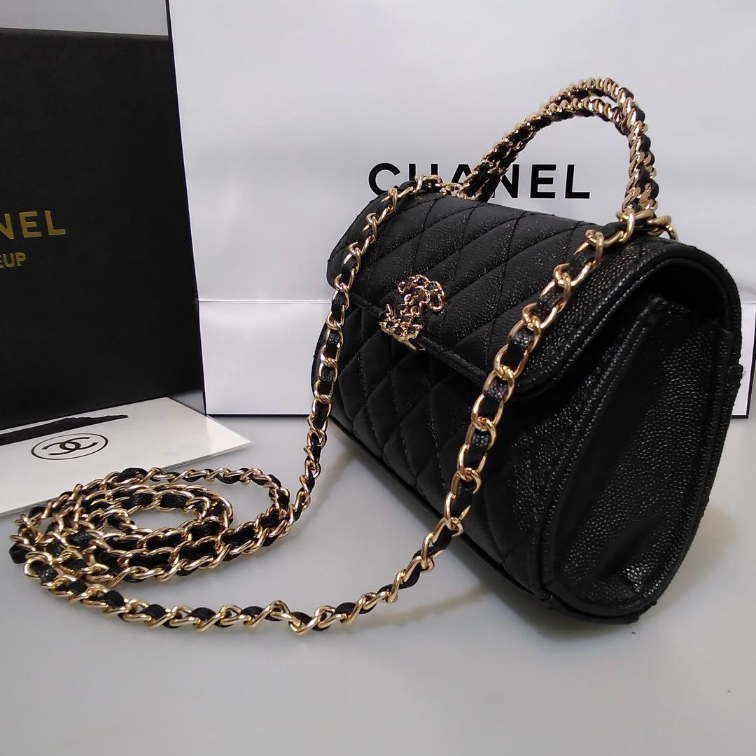 CHANEL(シャネル)ノベルティ　ブラック ショルダーバッグ　ブラックシャドー