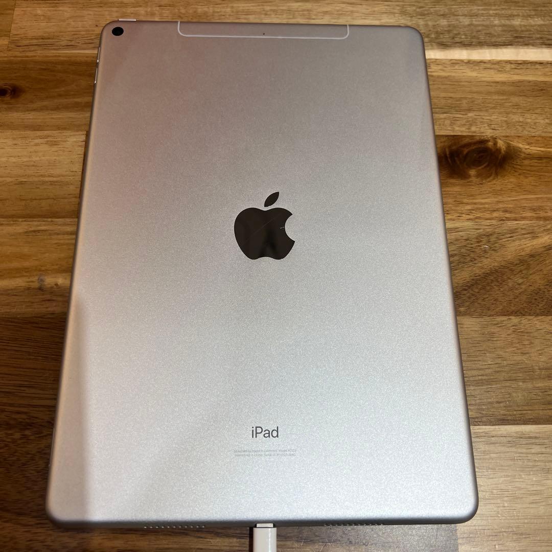 M868 SIMフリーiPad Air 3rd Gen 64GB