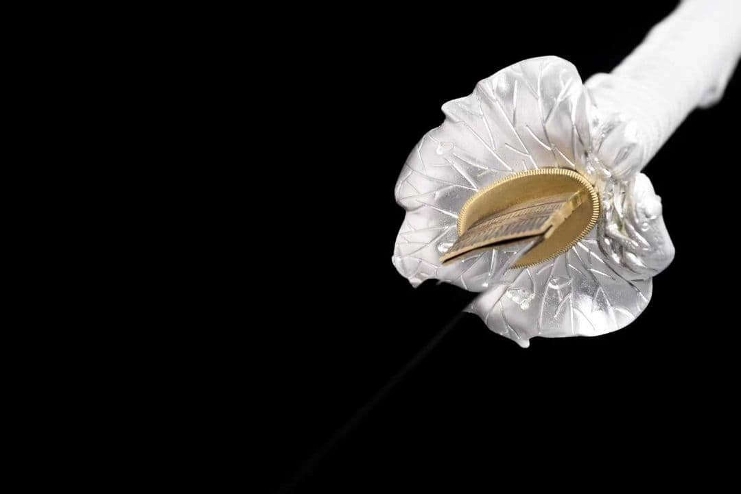 【白月魁】古兵器 刀装具 日本刀　模造刀 居合刀 武士道 鑑賞用 美術刀 贈り物