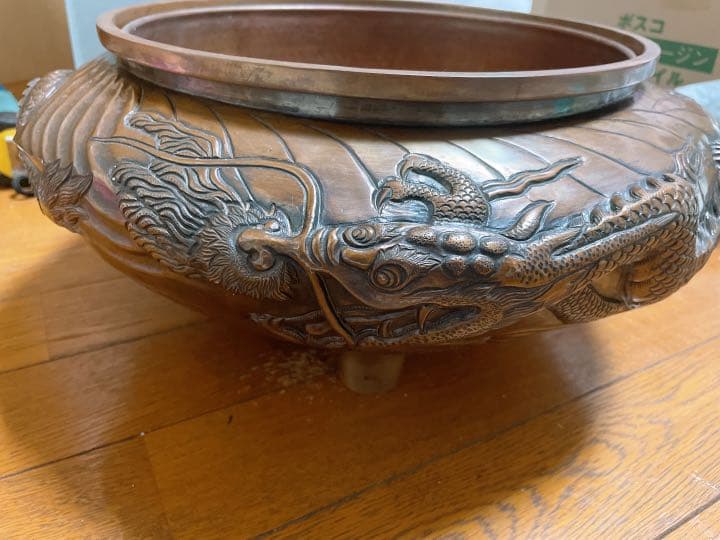 中古　香炉　線香立て　灰入れ　獅子　３つ足　仏壇　仏具 中古 香炉 線香立て 灰入れ 獅子 3つ足 仏壇 仏具 中古 香炉 線香立て