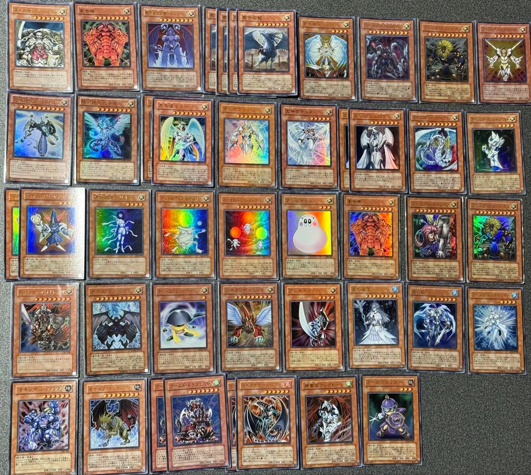 大幅値下げしました 遊戯王 引退品 SR、UR、レリーフなど計1200枚以上