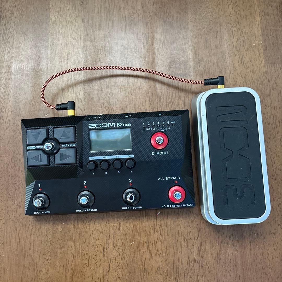 ZOOM B2 Four ベースエフェクター+ボリュームペダル