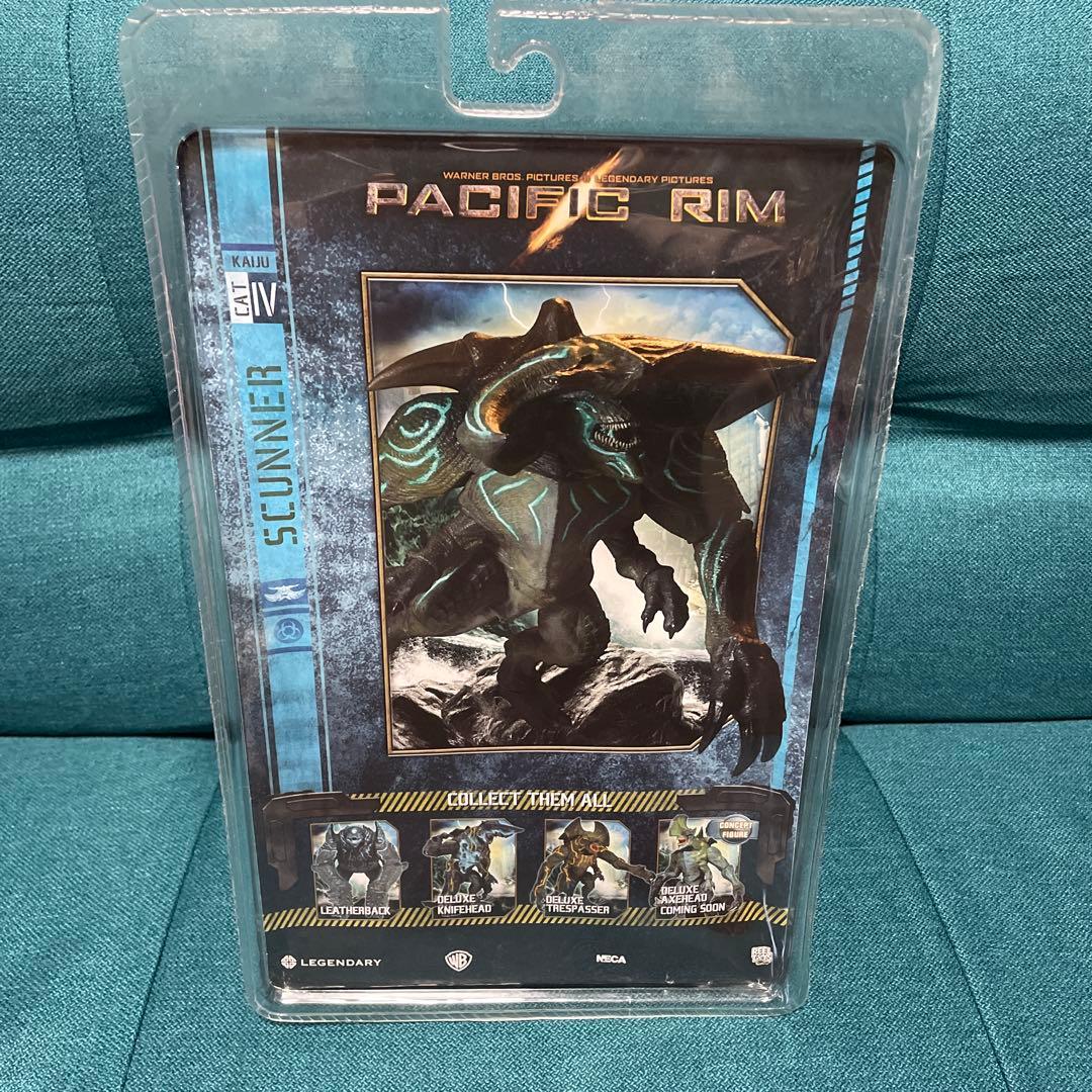 NECA パシフィック・リム　カイジュウ　スカナー フィギュア　SCUNNER