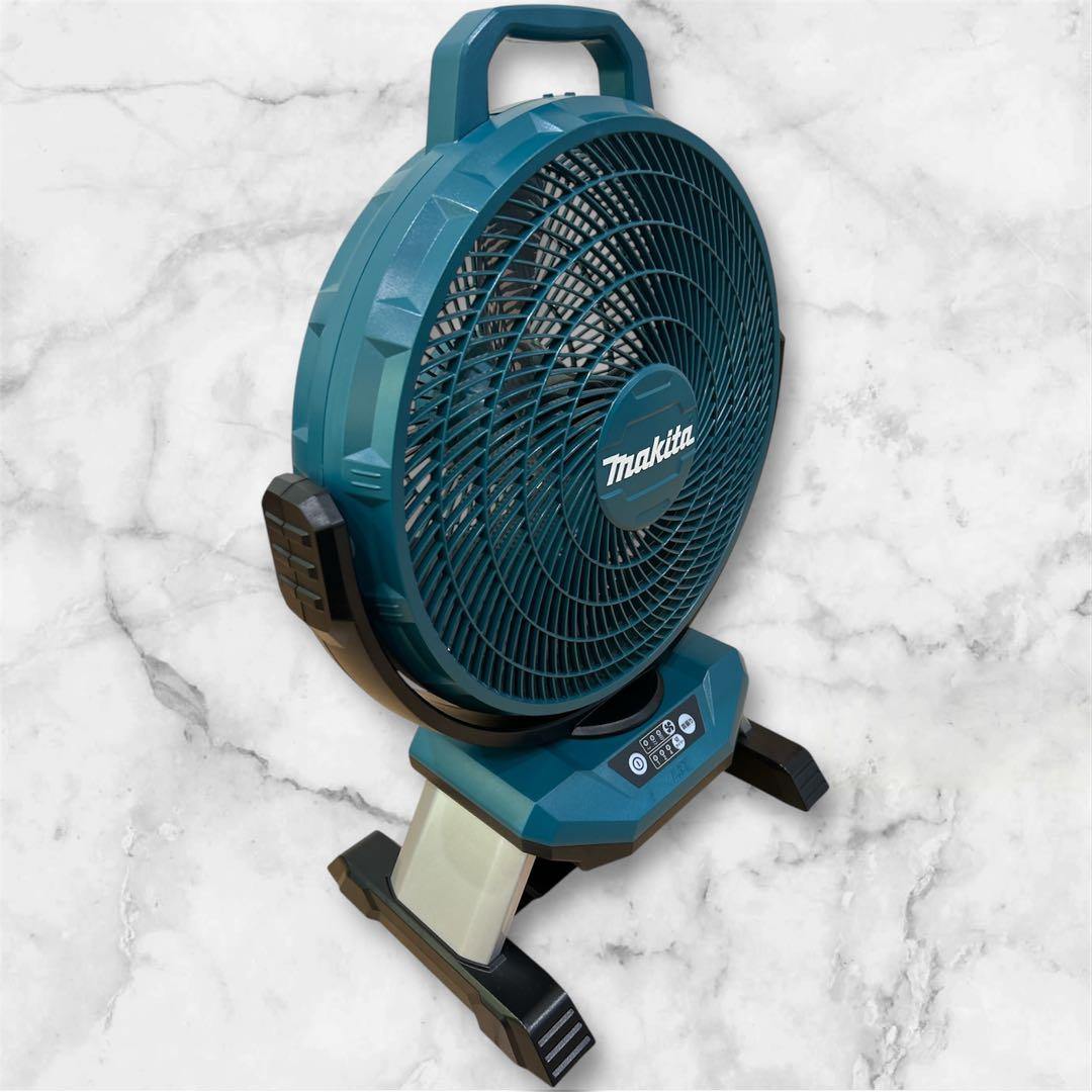 自動首振り／タイマー付 マキタ充電式ファンCF301D動作確認済み