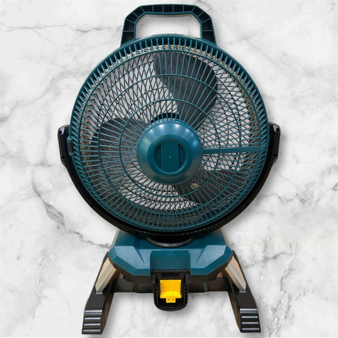 自動首振り／タイマー付 マキタ充電式ファンCF301D動作確認済み