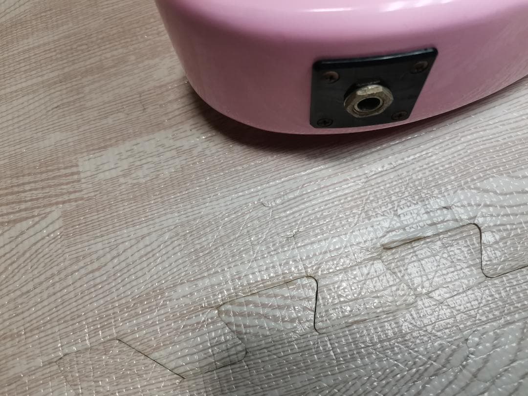 や*ま様 フェルナンデス　FERNANDES ZO-3 桃色 ピンク　ケース付き