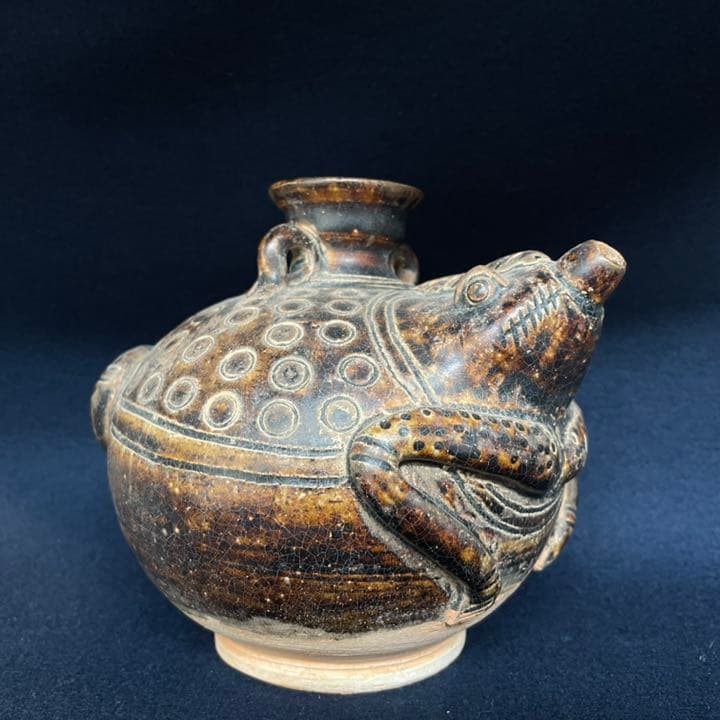 一輪挿し？花瓶？水差し？飾り 蛙？亀？蝦蟇？蝉？風水 中国 骨董