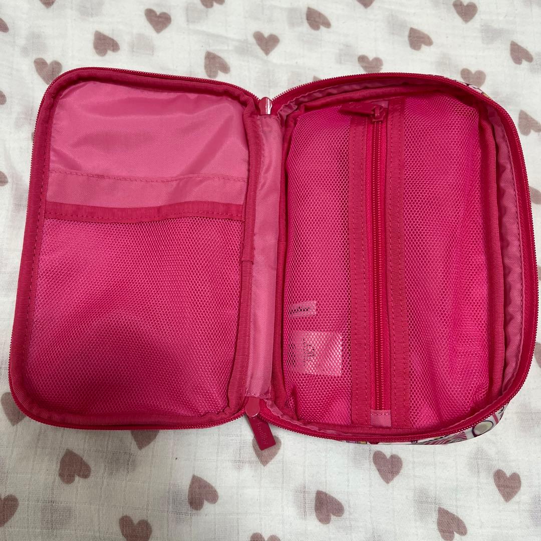 ファミリアガジェットポーチ赤