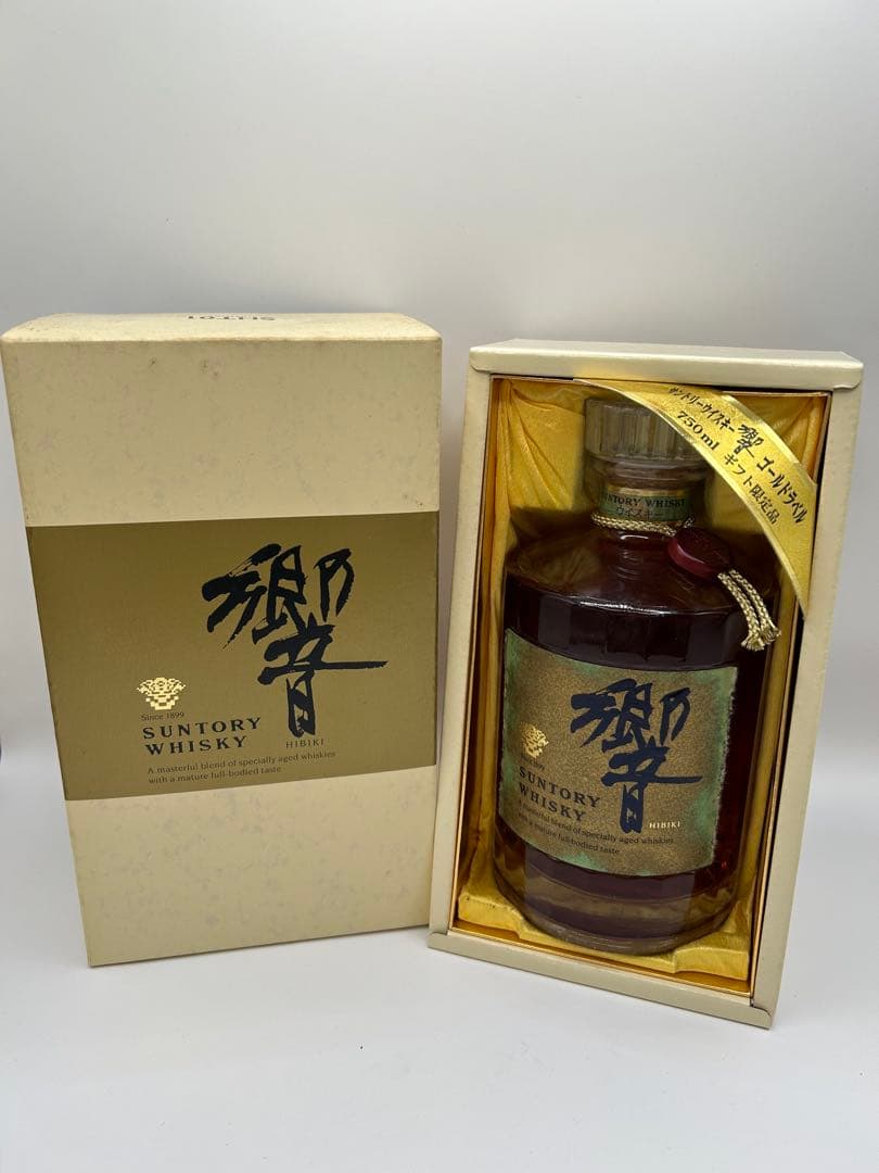 【未開封】Suntory Whisky 響 ゴールドラベル　700ml サントリーウイスキー 響17年 ゴールドラベル 未開封 現状品