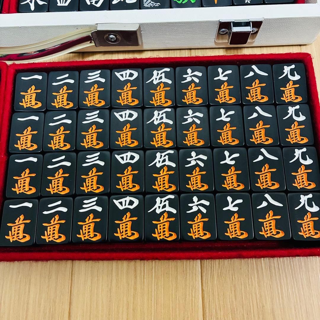 希少】麻雀牌 オールブラック オーロラ ダイヤ 黒牌 背黒 - メルカリ