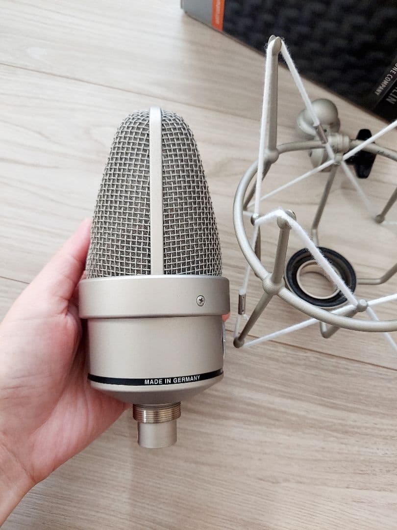 【正規品証明書】Neumann (ノイマン) TLM49 コンデンサーマイク