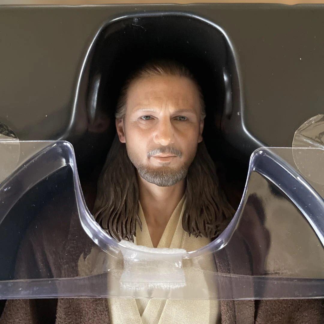 ホットトイズ　クワイガン.ジン　フィギュア