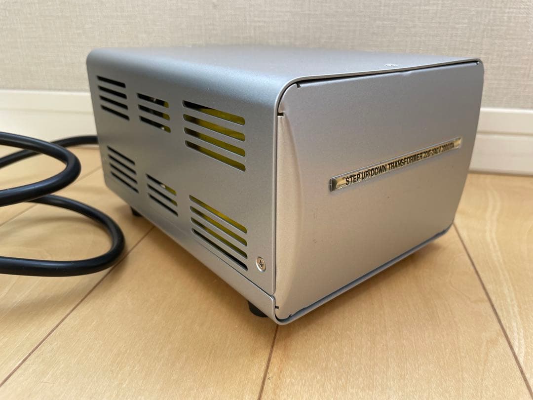 カシムラ TTS-151C 海外国内用大型変圧器