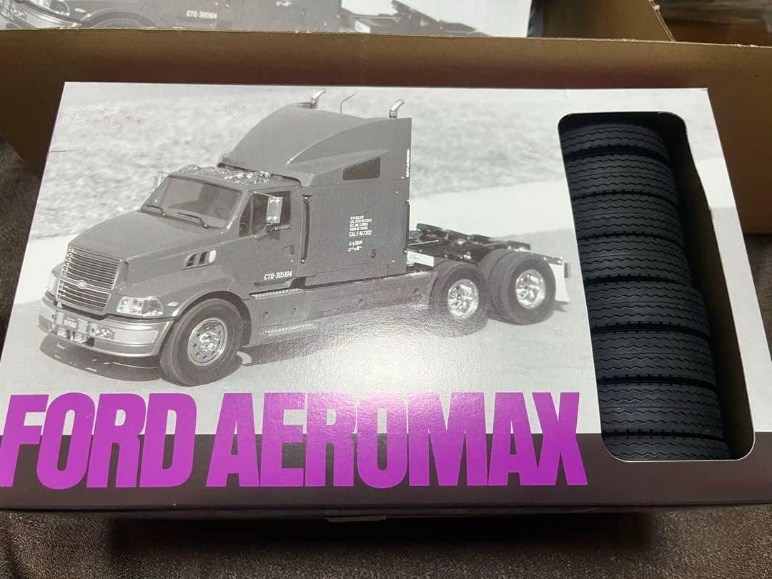 【超希少・限定キット】タミヤ　トレーラーヘッド　フォードエアロマックス