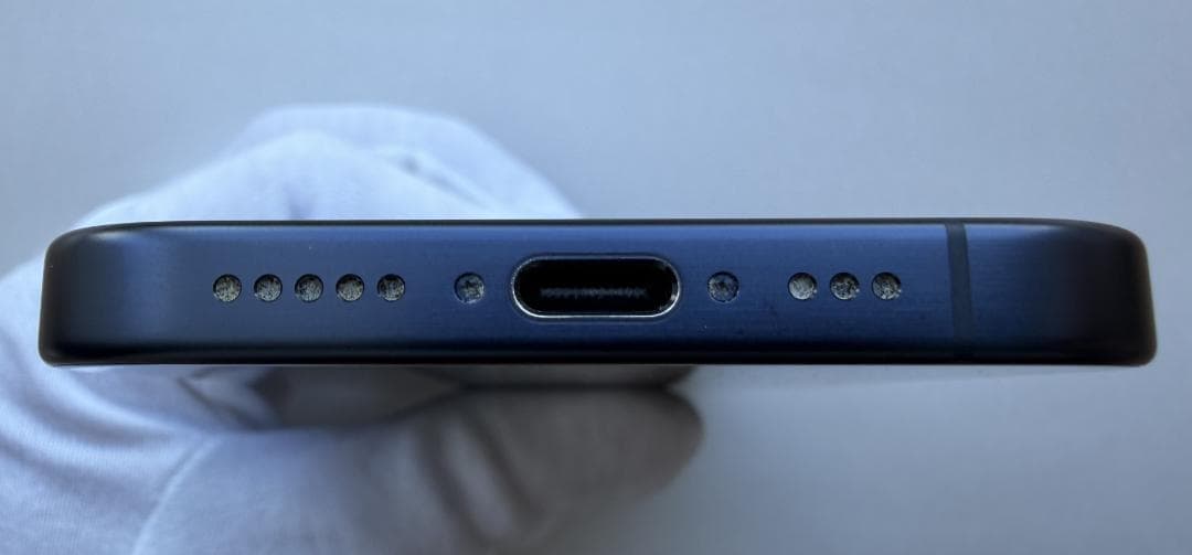 iPhone 15 Pro 128GB ブルーチタニウム バッテリー87％