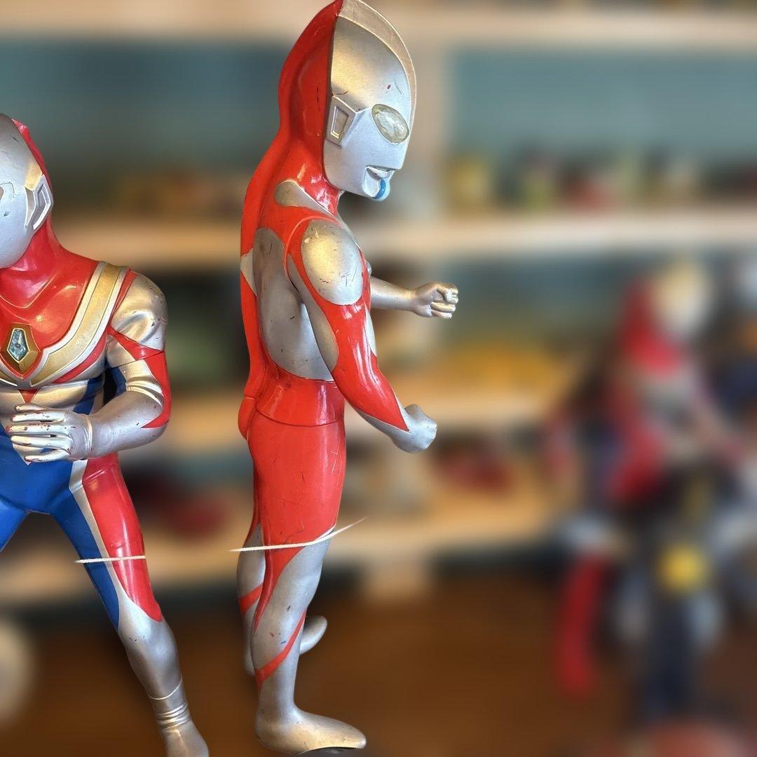 ウルトラマン フィギュア 赤 シルバー　47cm