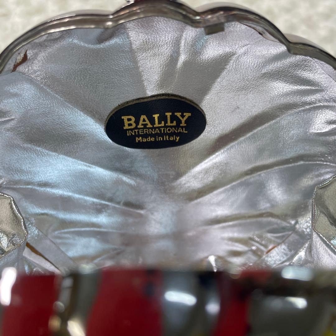 BALLYバリー　チェーンショルダーバッグ　ライオン