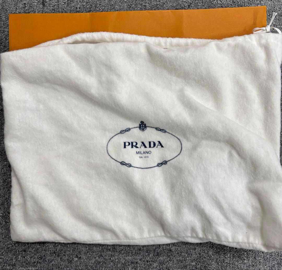 PRADA Re-Nylon バケットバッグ ブラック