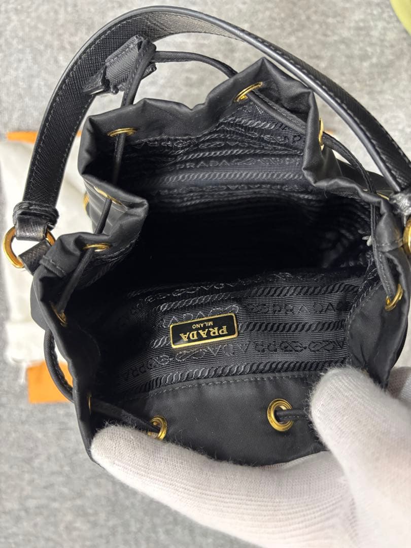PRADA Re-Nylon バケットバッグ ブラック