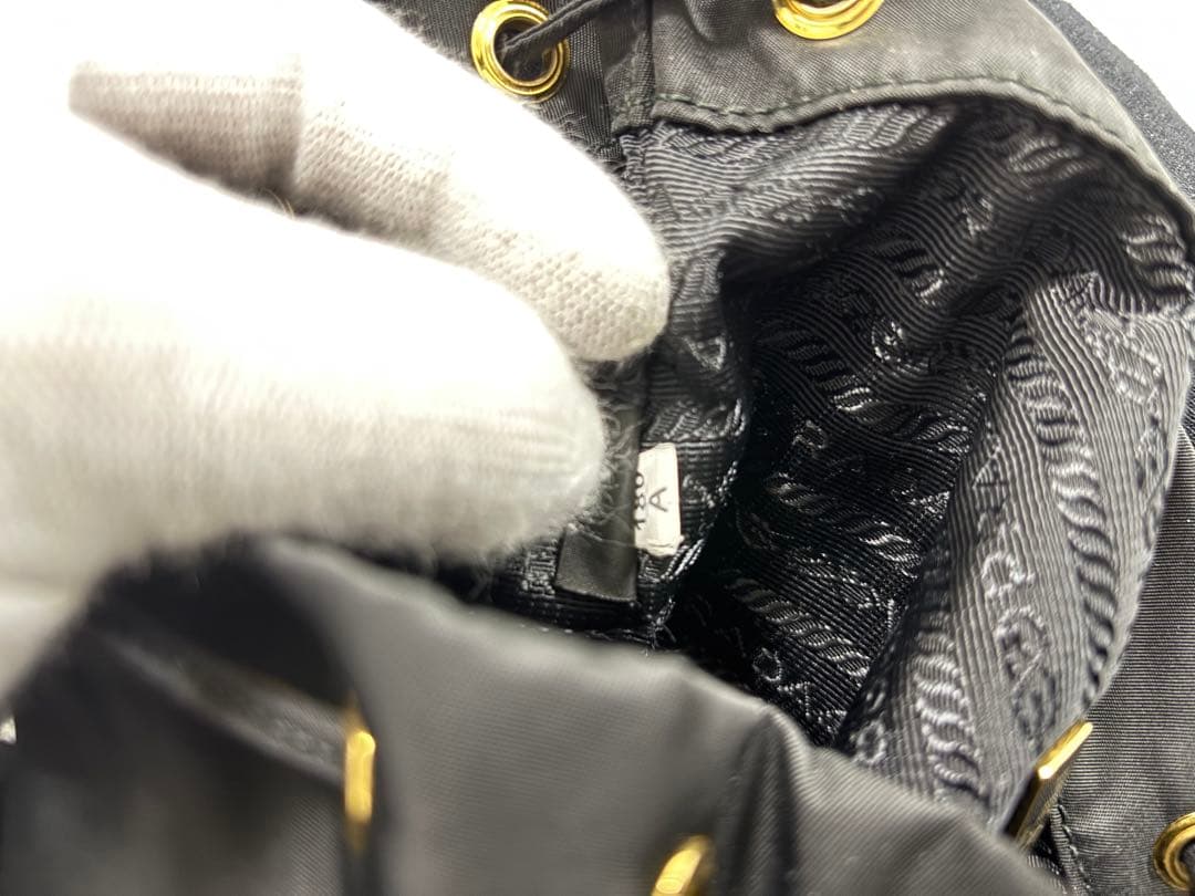 PRADA Re-Nylon バケットバッグ ブラック