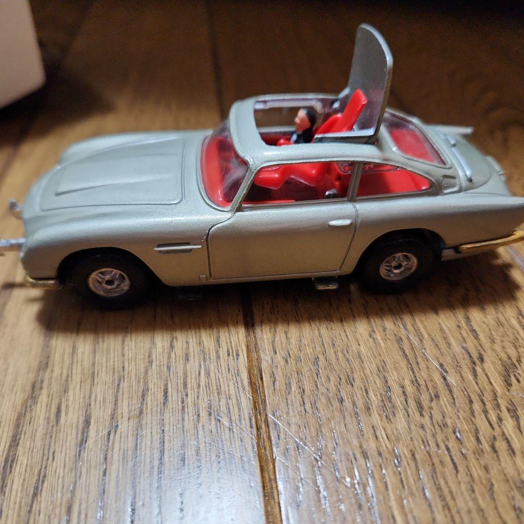 自動車 Corgi James Bond Aston Martin 271