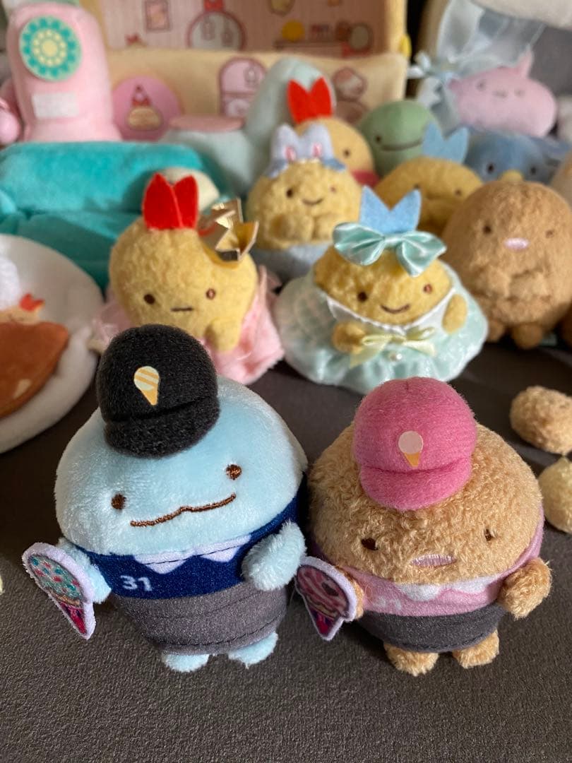 すみっこぐらし 手のりぬいぐるみ、ドールハウス まとめ売り