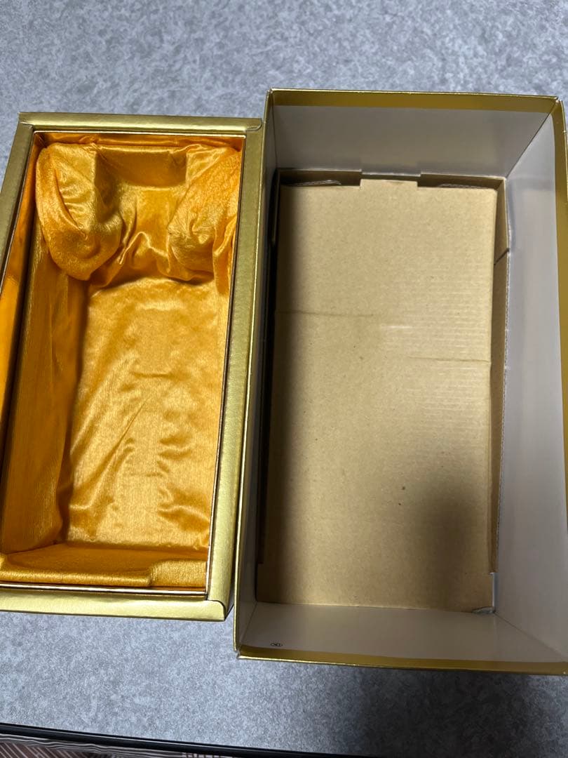 Suntory Hibiki ウイスキー クリアキャップゴールドラベルSHN01