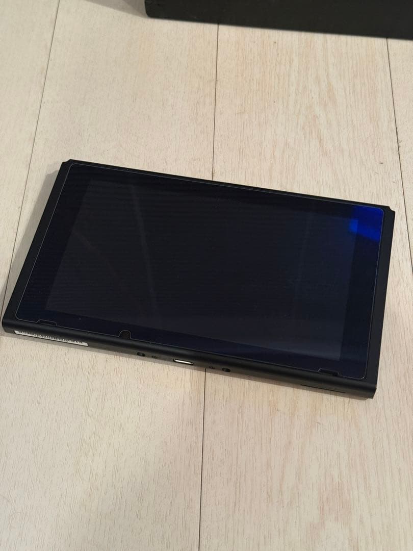 【美品】Nintendo Switch 本体 ブラック 付属品全て揃ってます