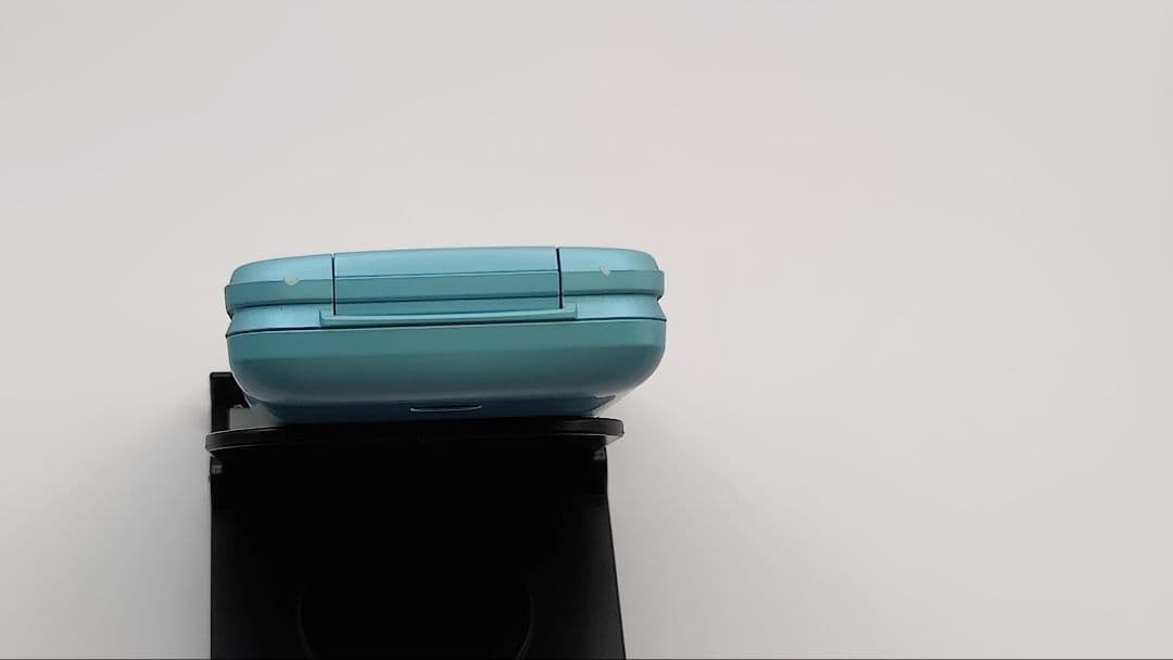 希少 ✨ 美品 GRATINA KYF42 ライトブルー 本体 ガラケー