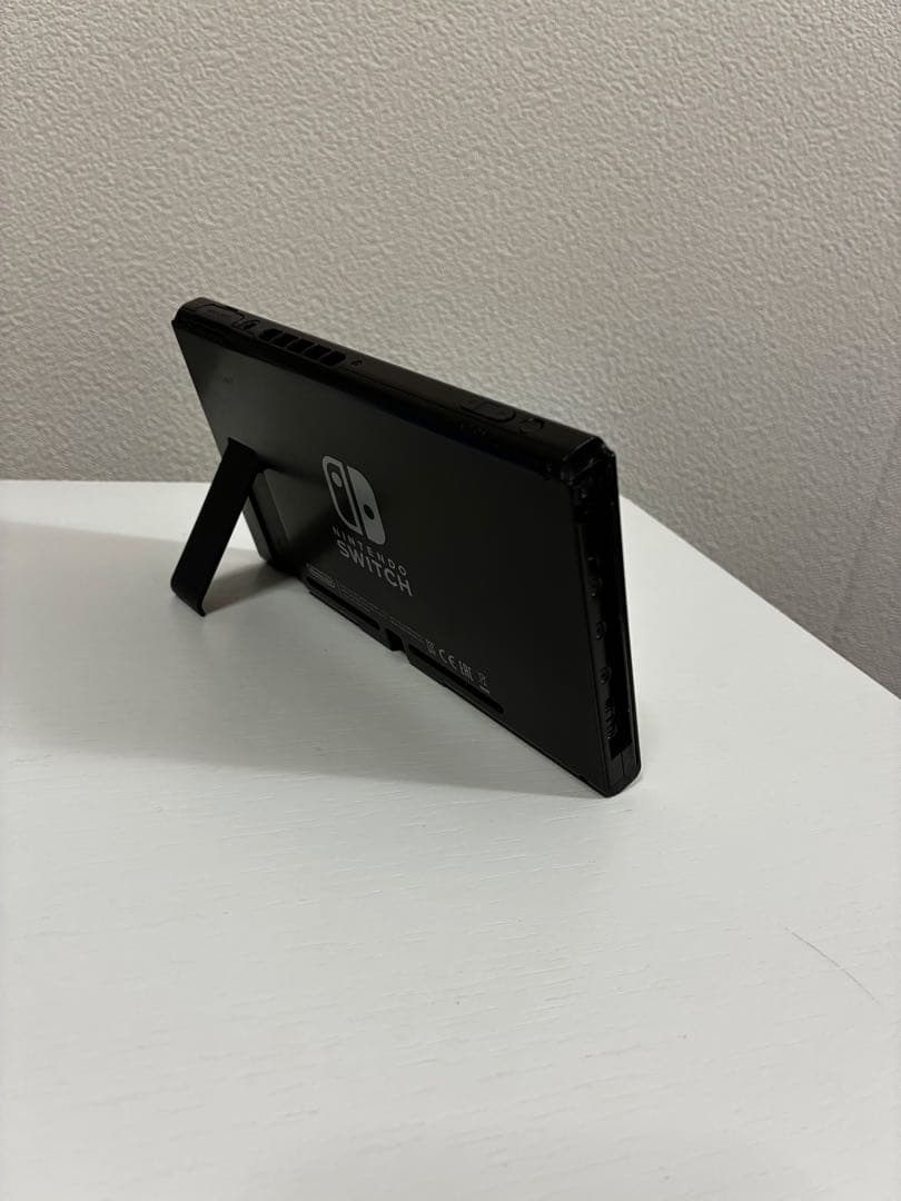 【美品】Nintendo Switch HAC-001 2018年