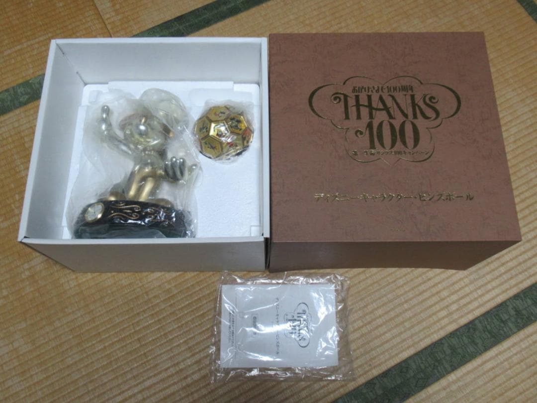 非売品 2002年◆第一生命創立100周年 時計付きミッキーの置物とピンズボール