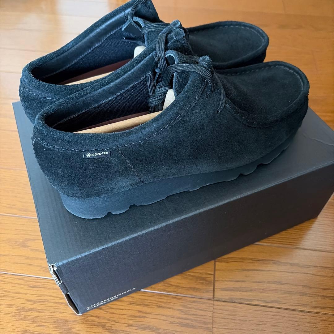 A*。様 Clarks クラークス　ワラビー　ゴアテックス