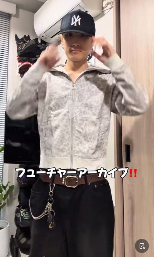 tig着用future archive camo zip up