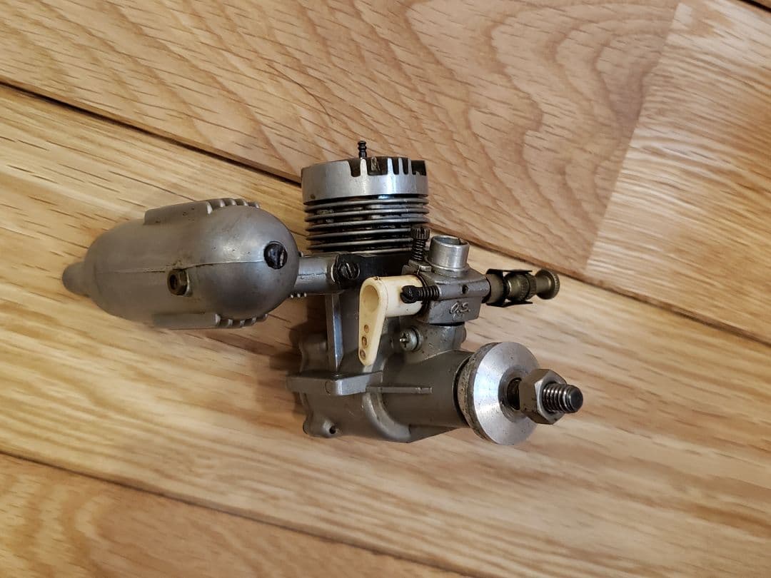 RC飛行機用エンジン他　SUPER TIGER OS MAX ENYA