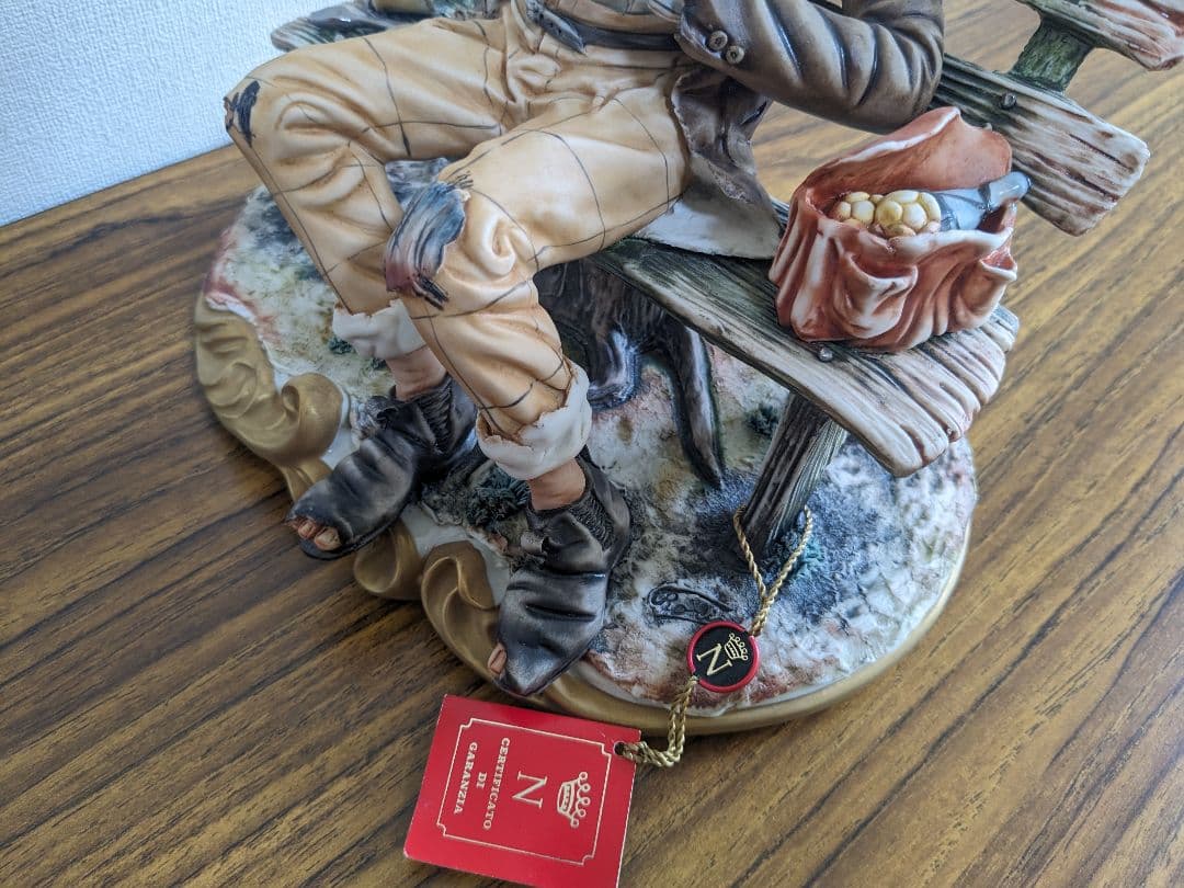 イタリア製 カポディモンテ フィギュリン 陶人形 置物 - メルカリ