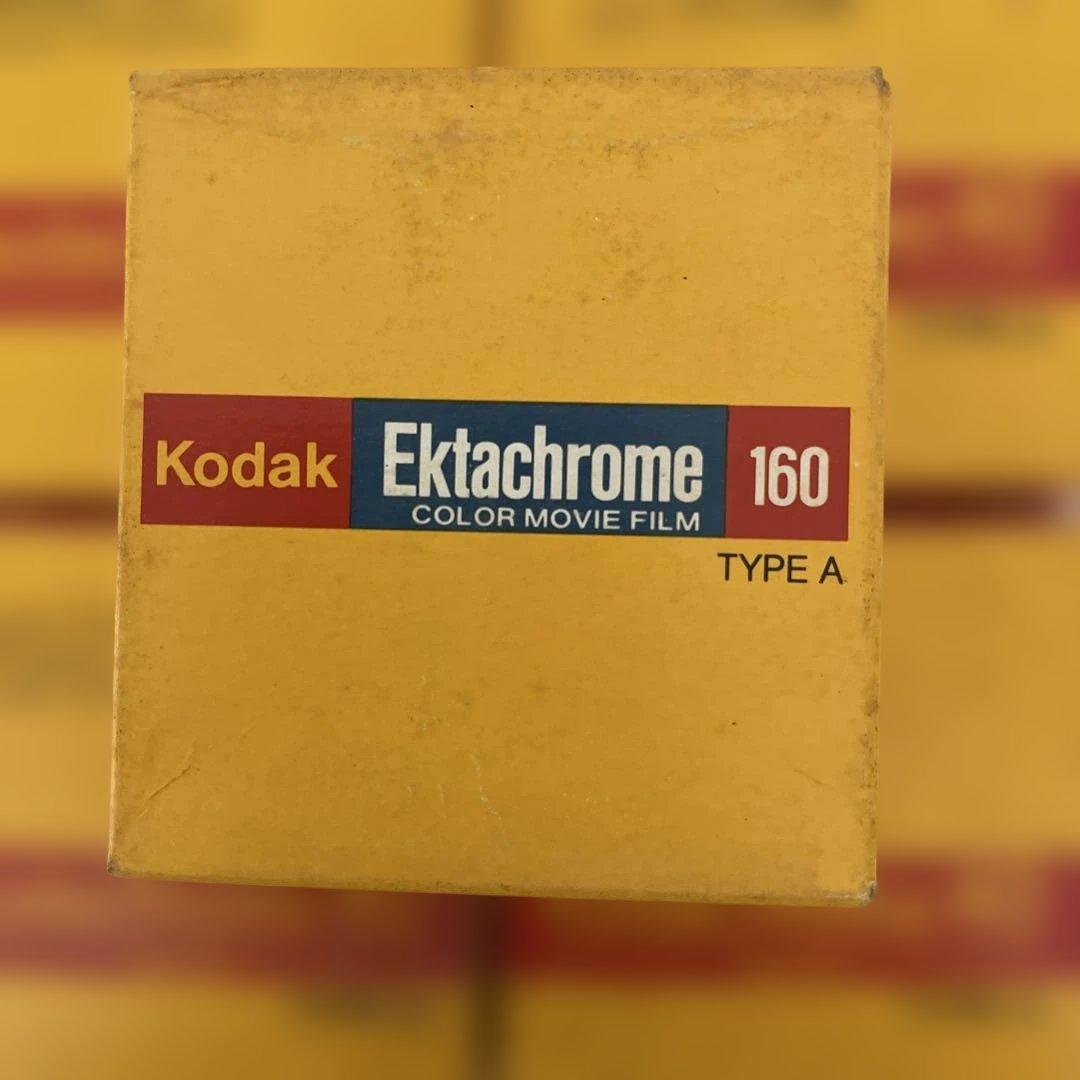 キャノン小型軽量サウンドカメラ　1983年11月購入　カラーファイル5本付き