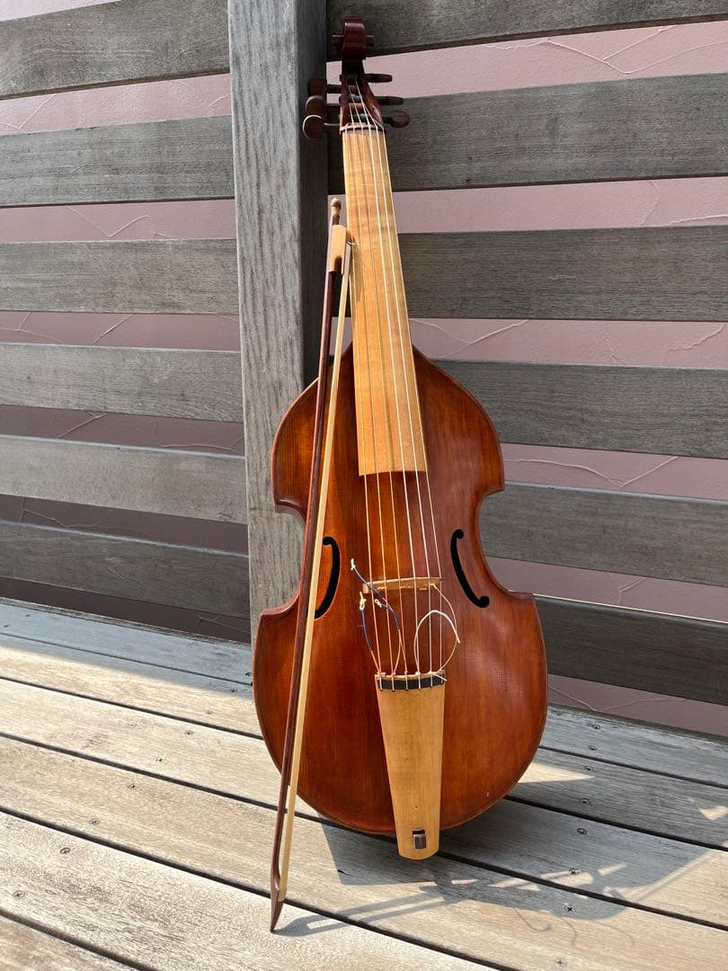 日本製　ヴィオラ ダ ガンバ 弓　ソフトケース付き