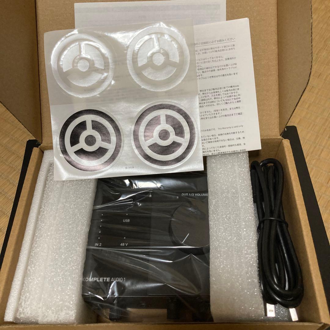 KOMPLETE AUDIO 1 オーディオインターフェイス