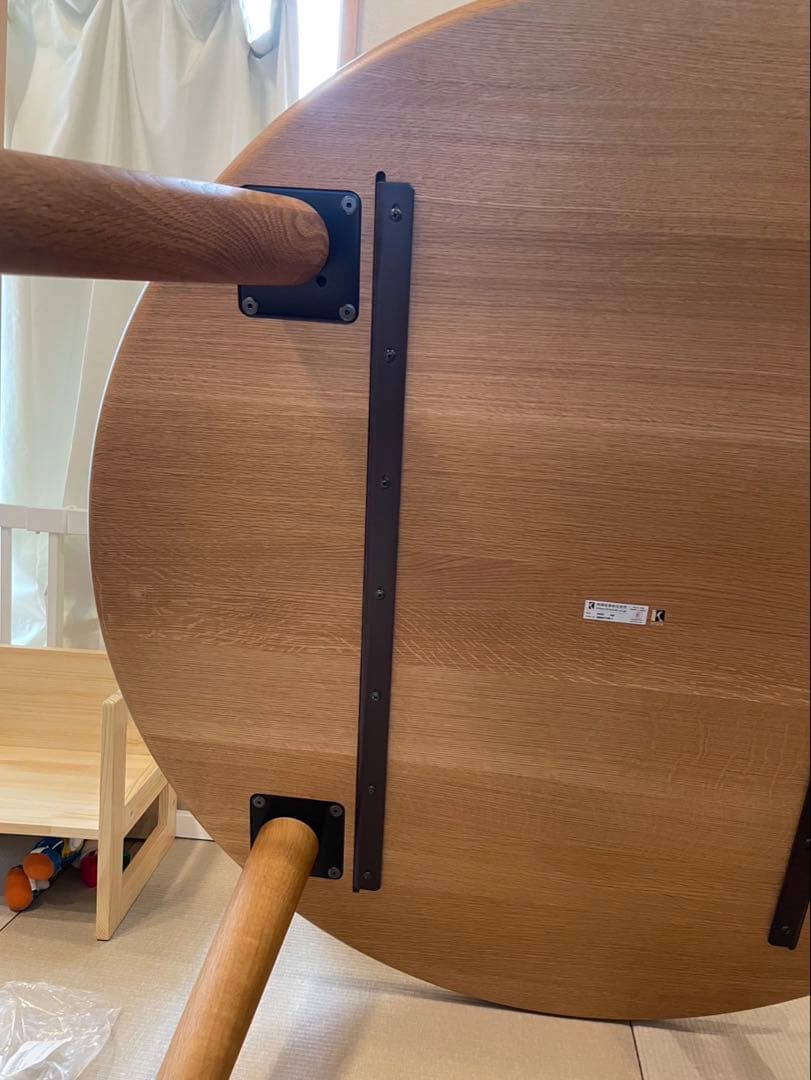 飛騨産業　丸型ダイニングテーブル　梱包発送たのメル便