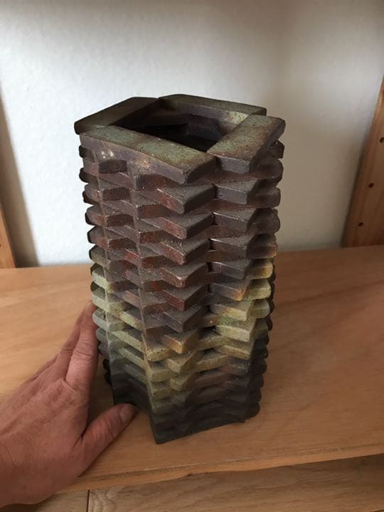 荒船焼焼き締め造形花瓶