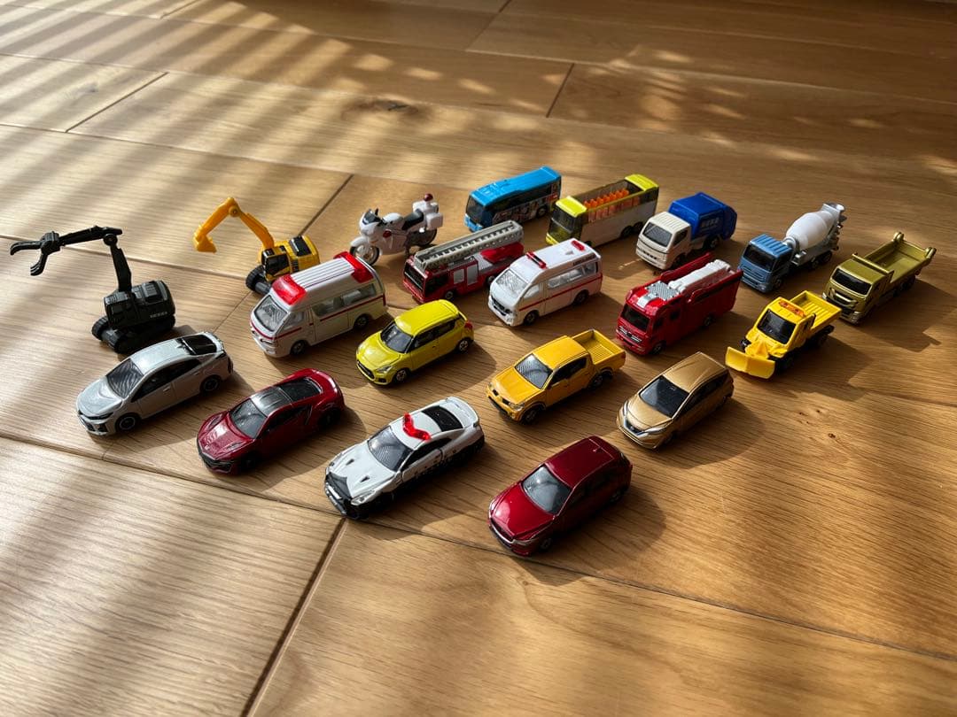 トミカ　ミニカー20台セット