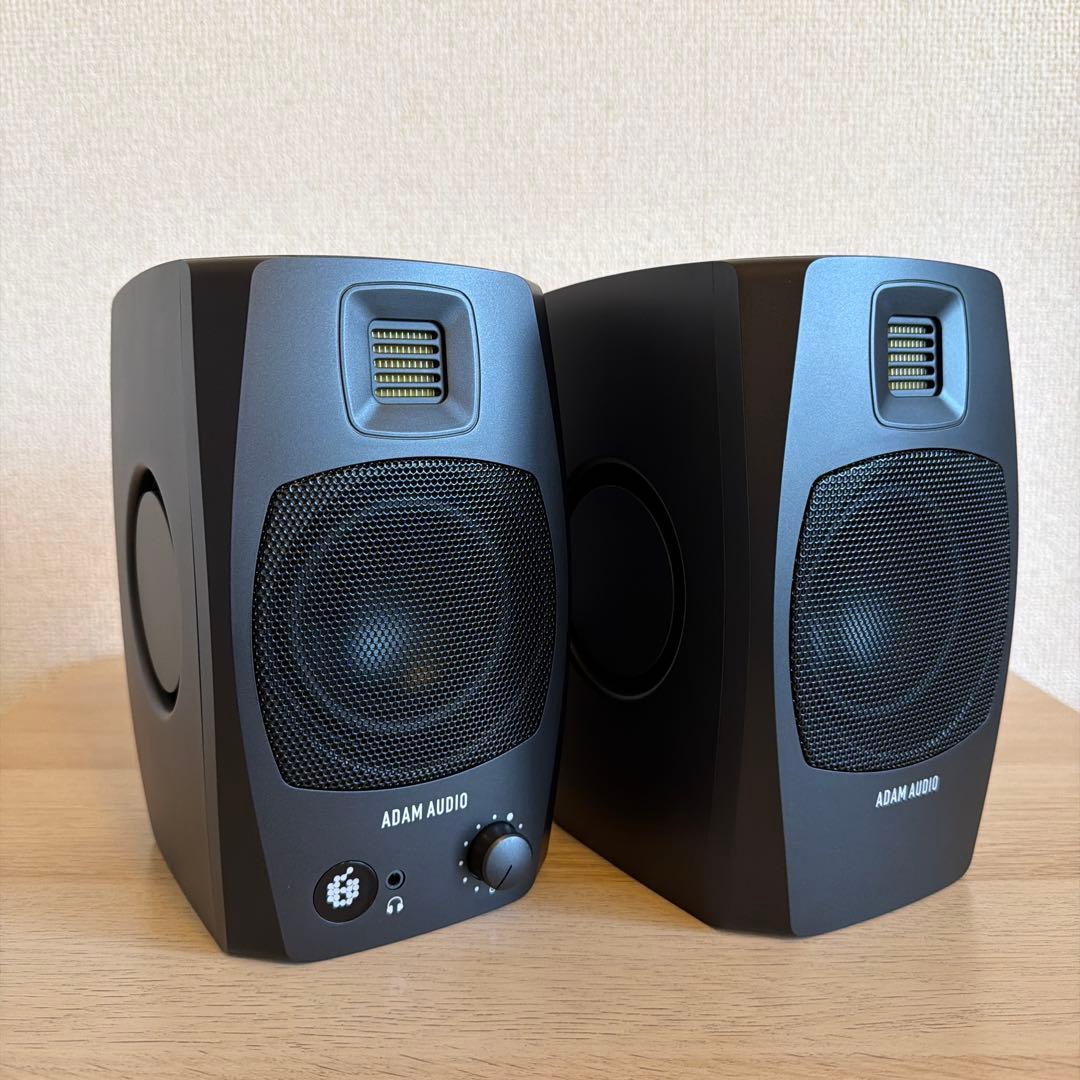 ADAM AUDIO D3V スタジオモニタースピーカー