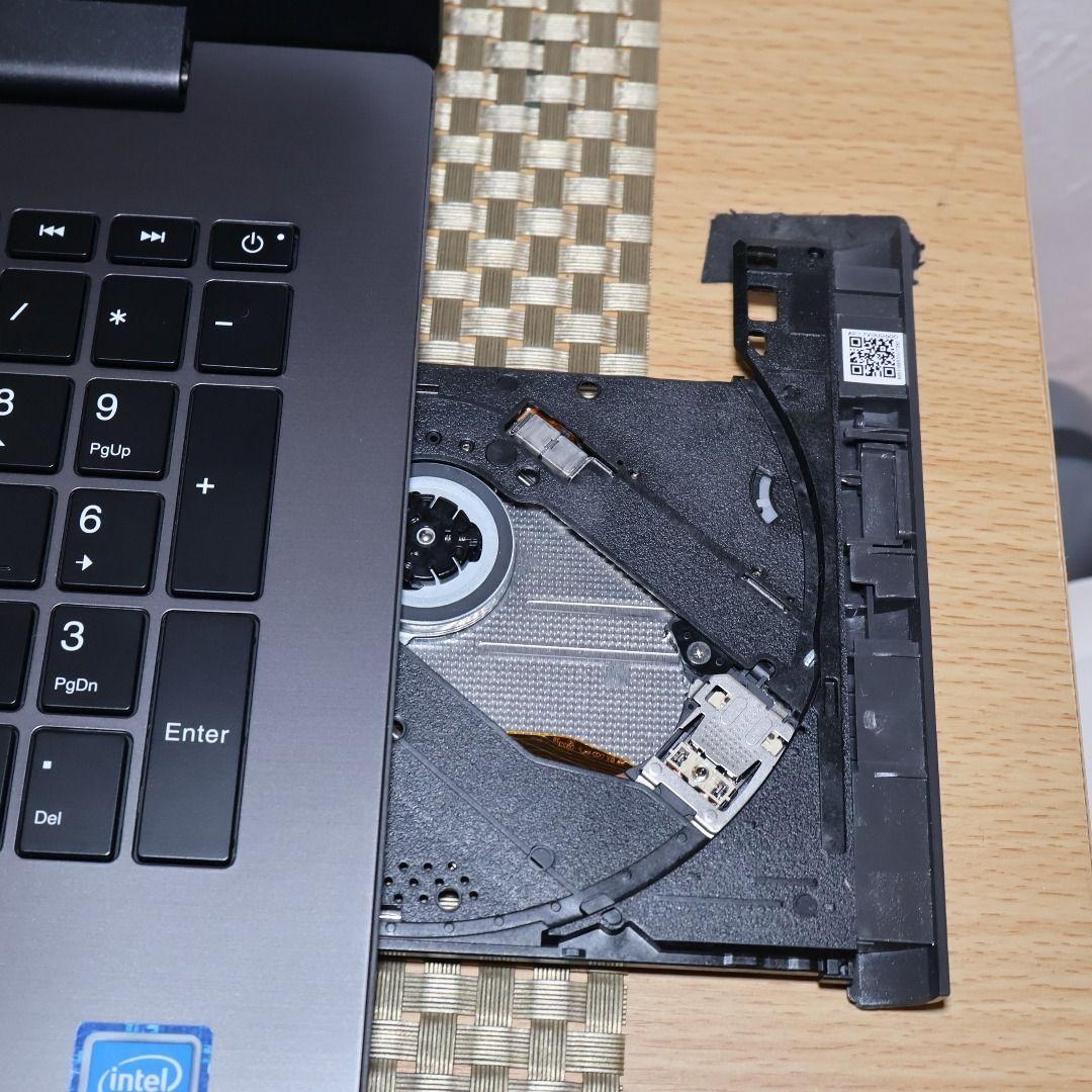 お手頃！Win11公式対応8世代CPU/メ8/高速SSD/無線/HDMI/カメラ