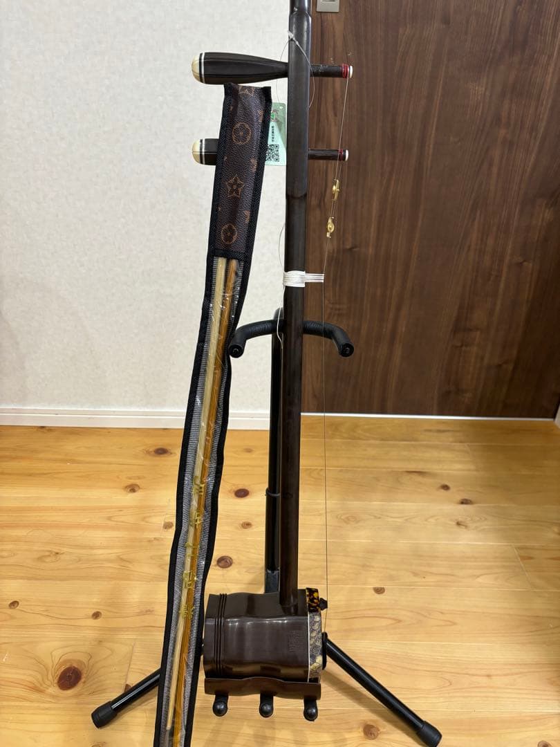 高級二胡 紅木精品　新品未使用　錦蛇皮のタグ付き