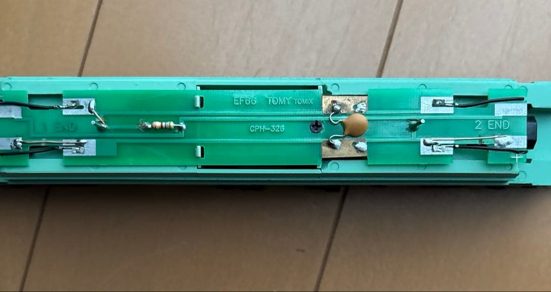 TOMIX 国鉄 EF66形電気機関車 ひさしなし HO 115