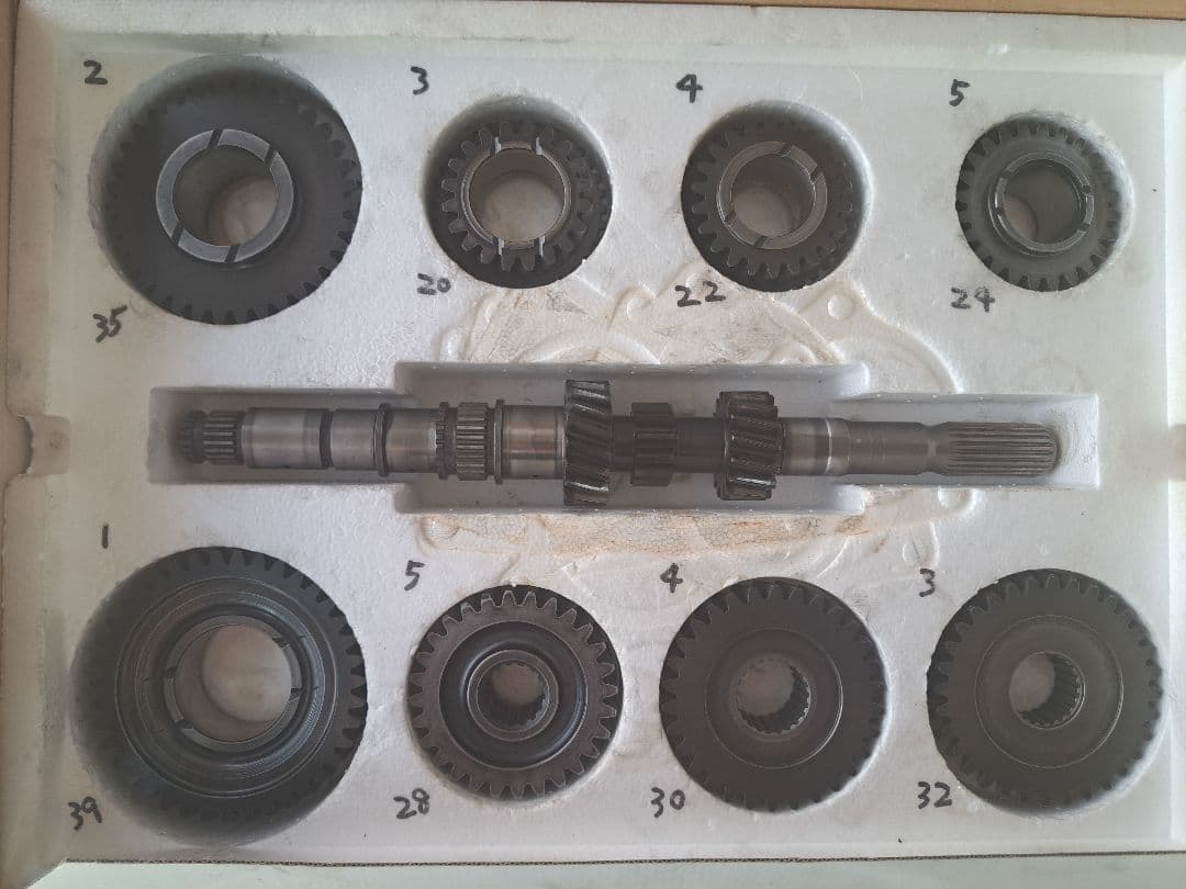 TRDクロスミッション C56•C52用タイプB中古⑤ 決勝走行419Km使用